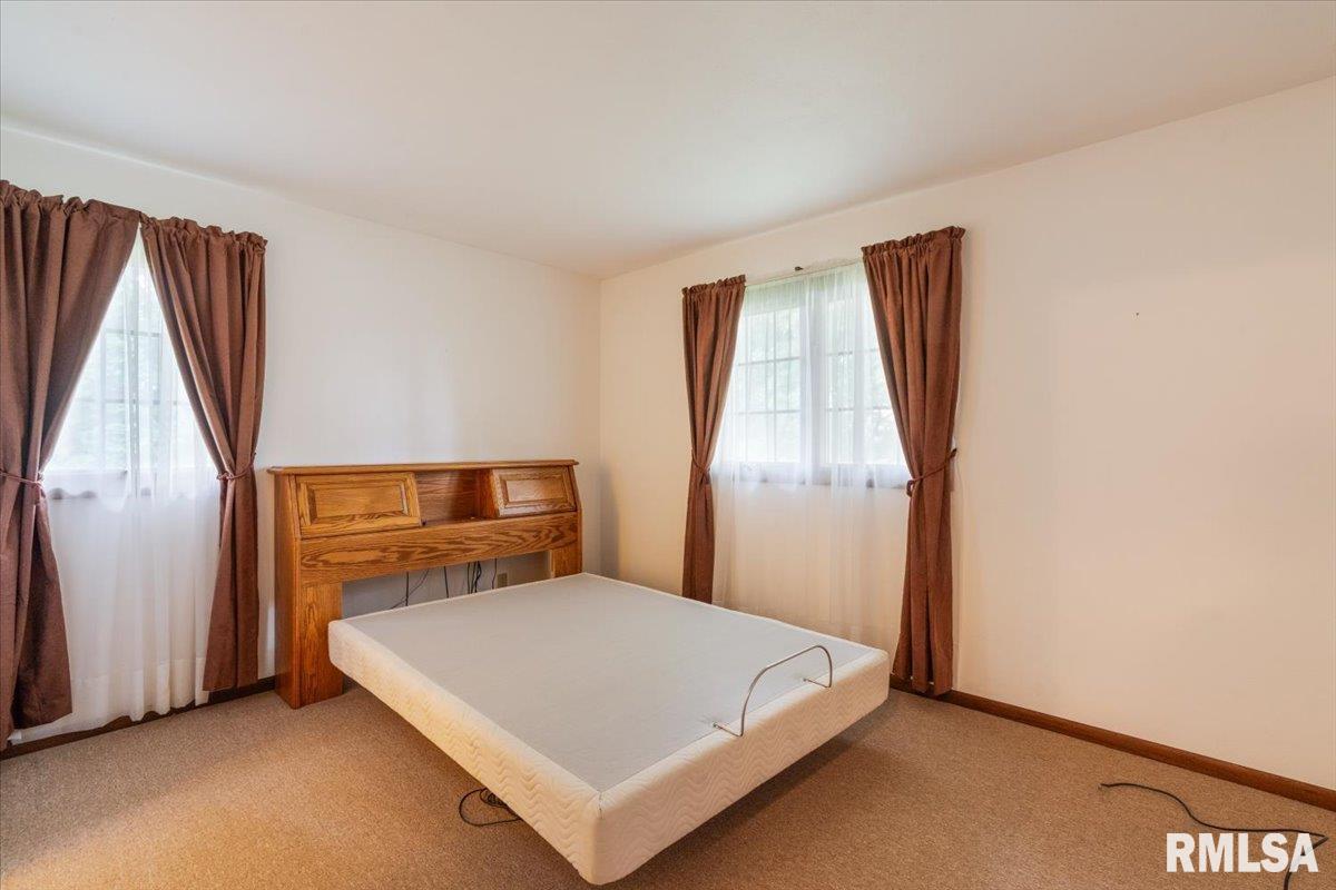 17223 Cedar Road East Moline, IL 61244 - Photo 16 of 30 Gallery Image 16