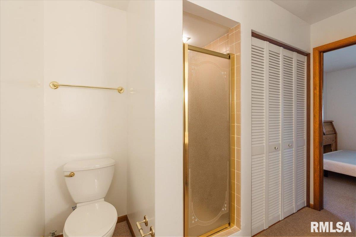17223 Cedar Road East Moline, IL 61244 - Photo 20 of 30 Gallery Image 20