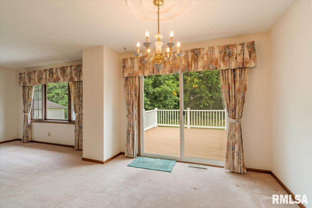 17223 Cedar Road East Moline, IL 61244 - Photo 9 of 30 Gallery Image 9
