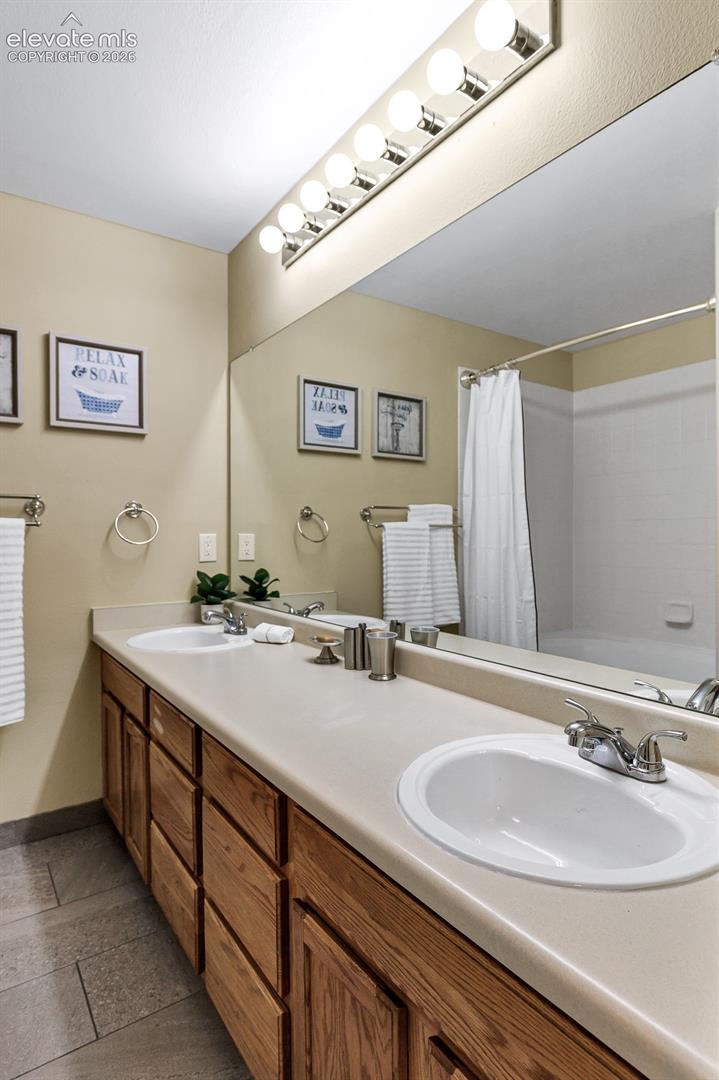 11096 Berry Farm Road Fountain, CO 80817 - Photo 20 of 45 Primary bathroom