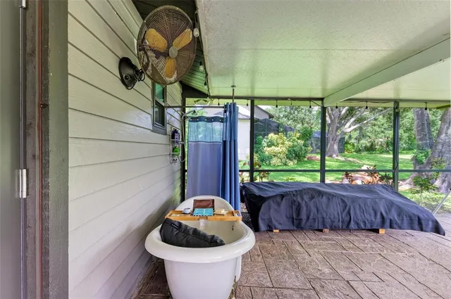 $830,000 | 6114 Cypress Circle, Bradenton, FL 34202