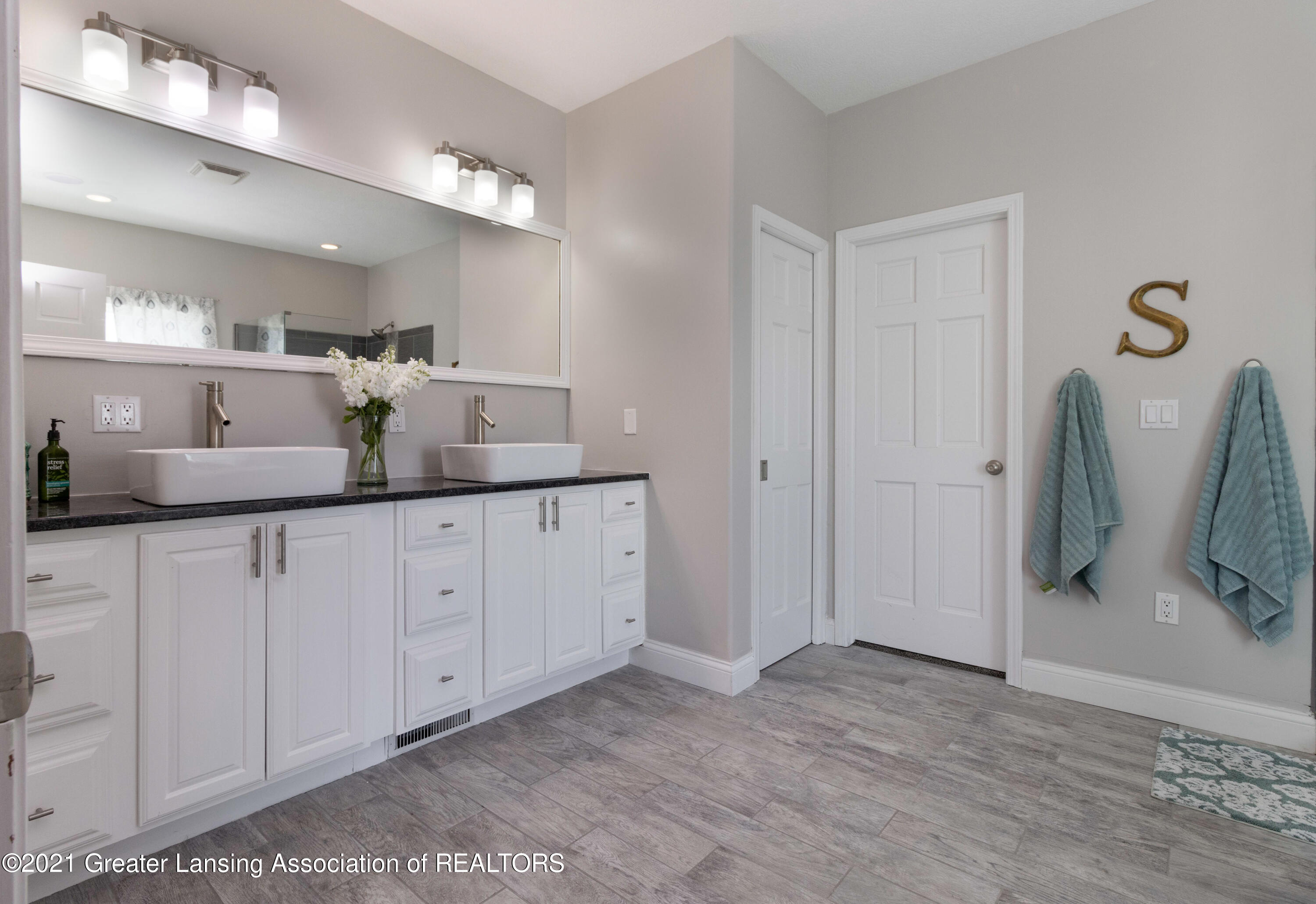 322 West Church Road Morrice, MI 48857 - Photo 25 of 37 Main Bath