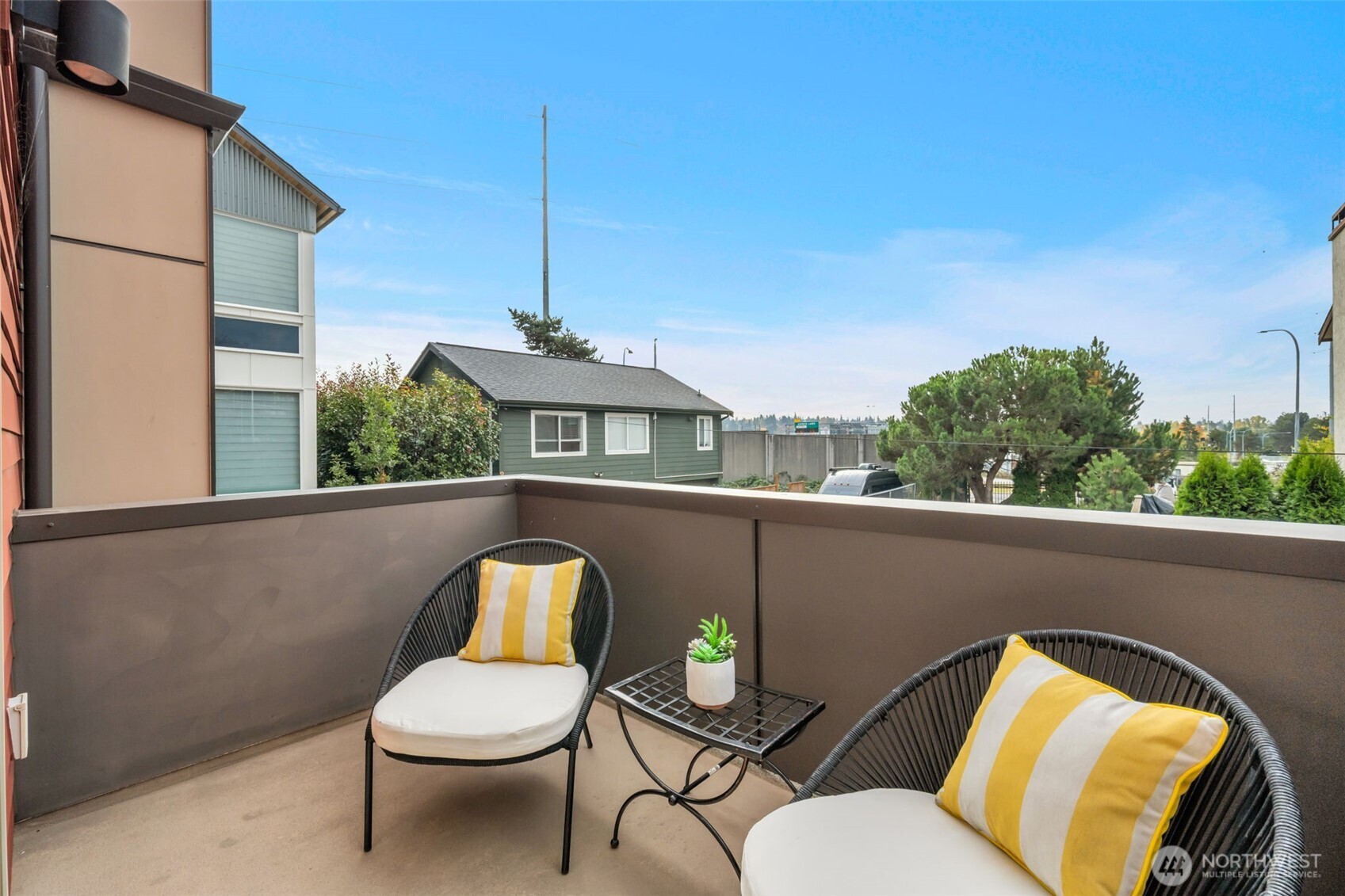 2311 North 113th Place, Unit B Seattle, WA 98133 - Photo 24 of 36