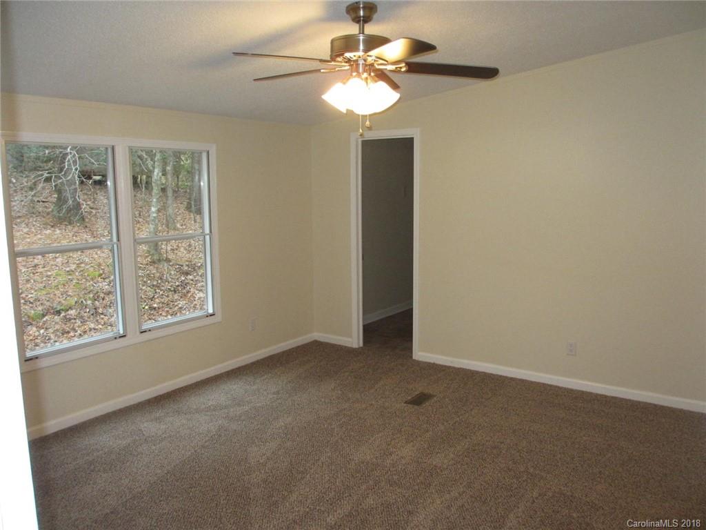4 Penley Road Fletcher, NC 28732 - Photo 7 of 20 Gallery Image 7
