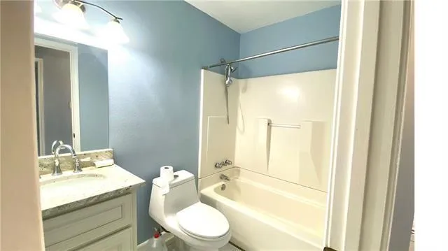 $2,400 | 3660 Tulane Drive, Kenner, LA 70065