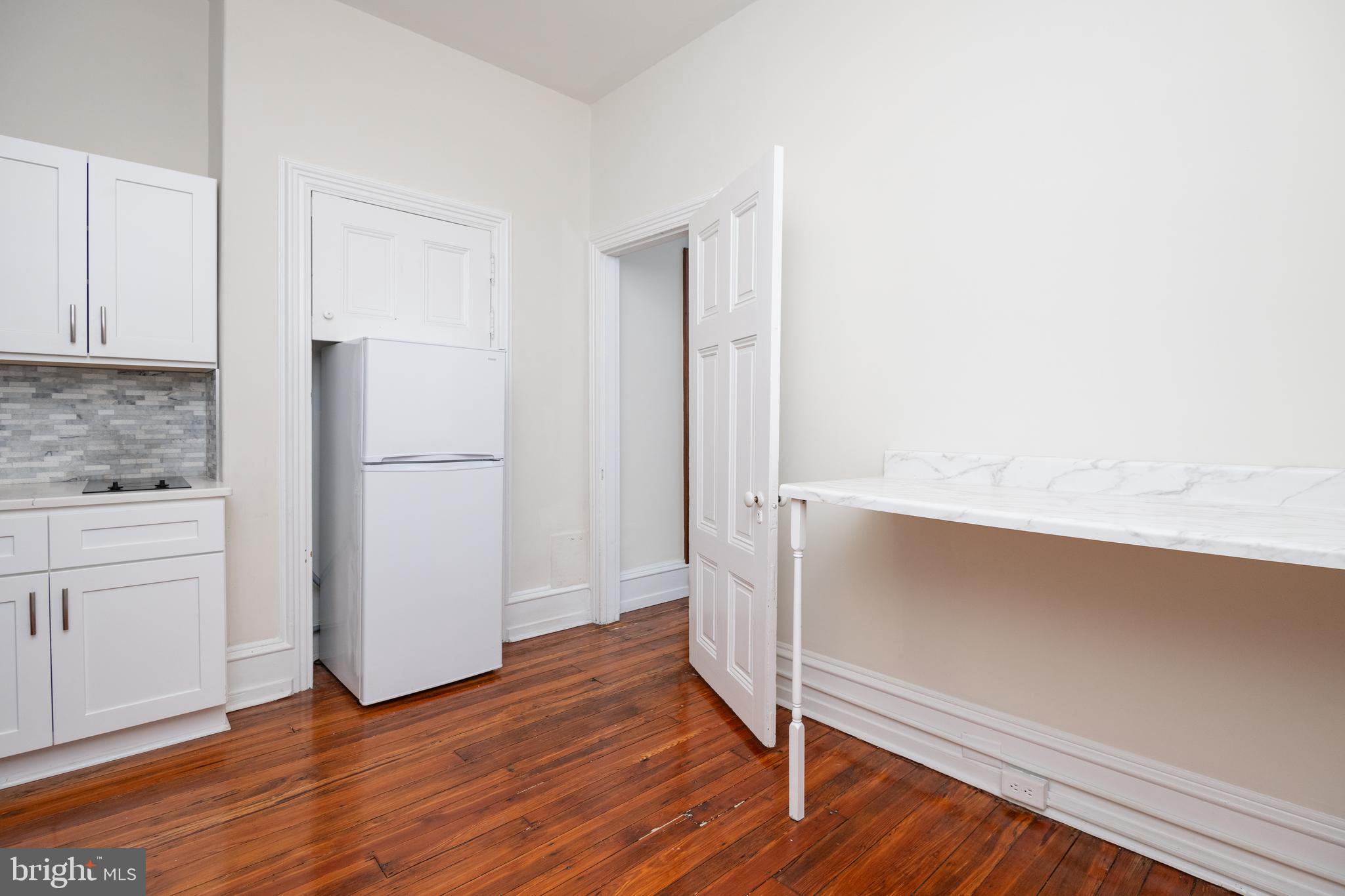 932 North 5th Street, Unit 2F Philadelphia, PA 19123 - Photo 11 of 14 Kitchen