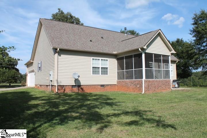 167 Traynham Road Honea Path, SC 29654 - Photo 3 of 34