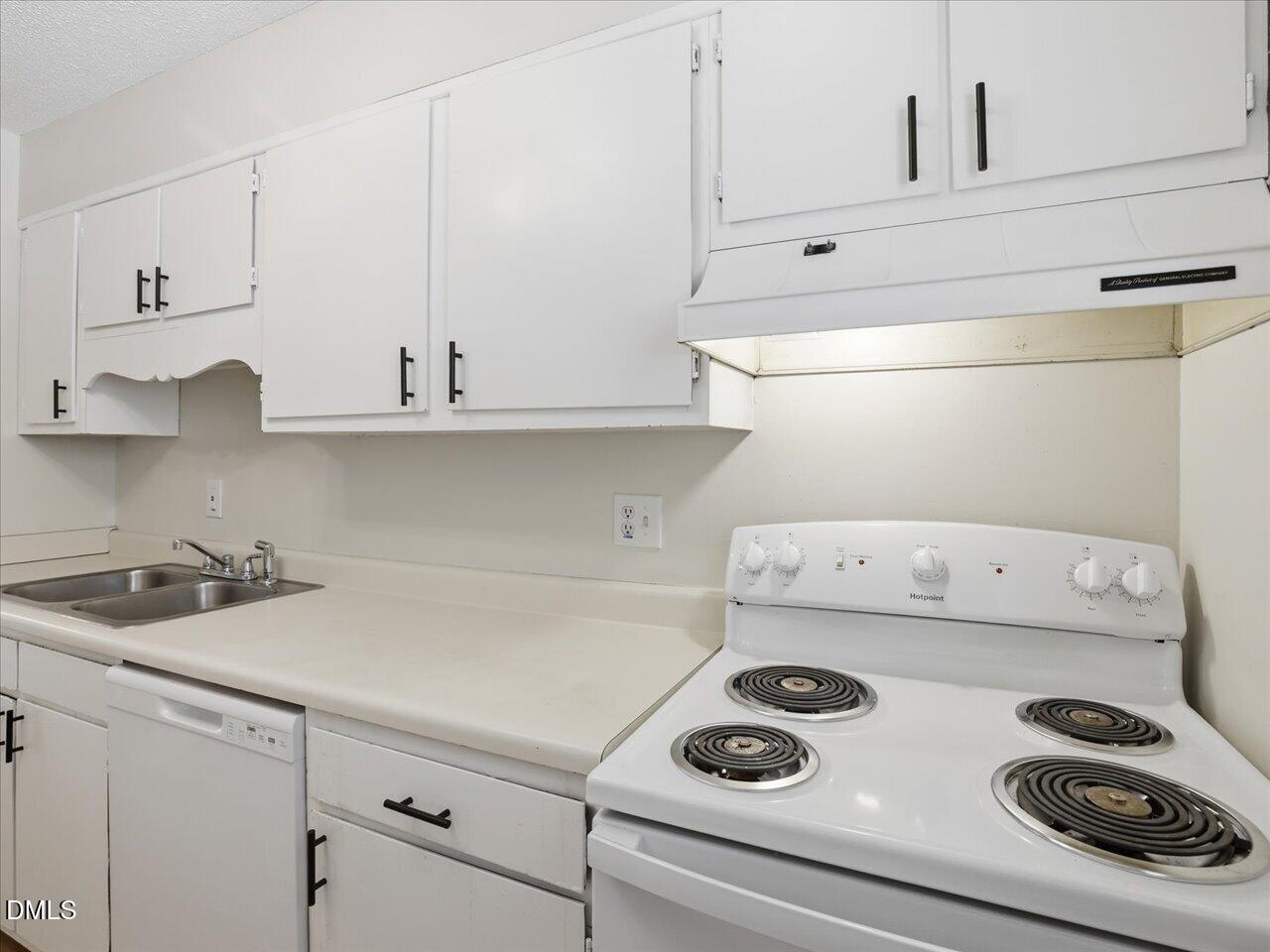 103 Ashley Forest Road Chapel Hill, NC 27514 - Photo 16 of 39