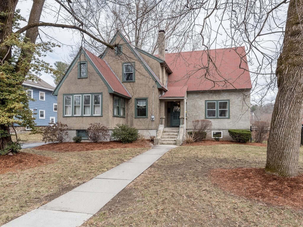 10 Stark Road Worcester, MA 01602 - Photo 2 of 35 Gallery Image 2