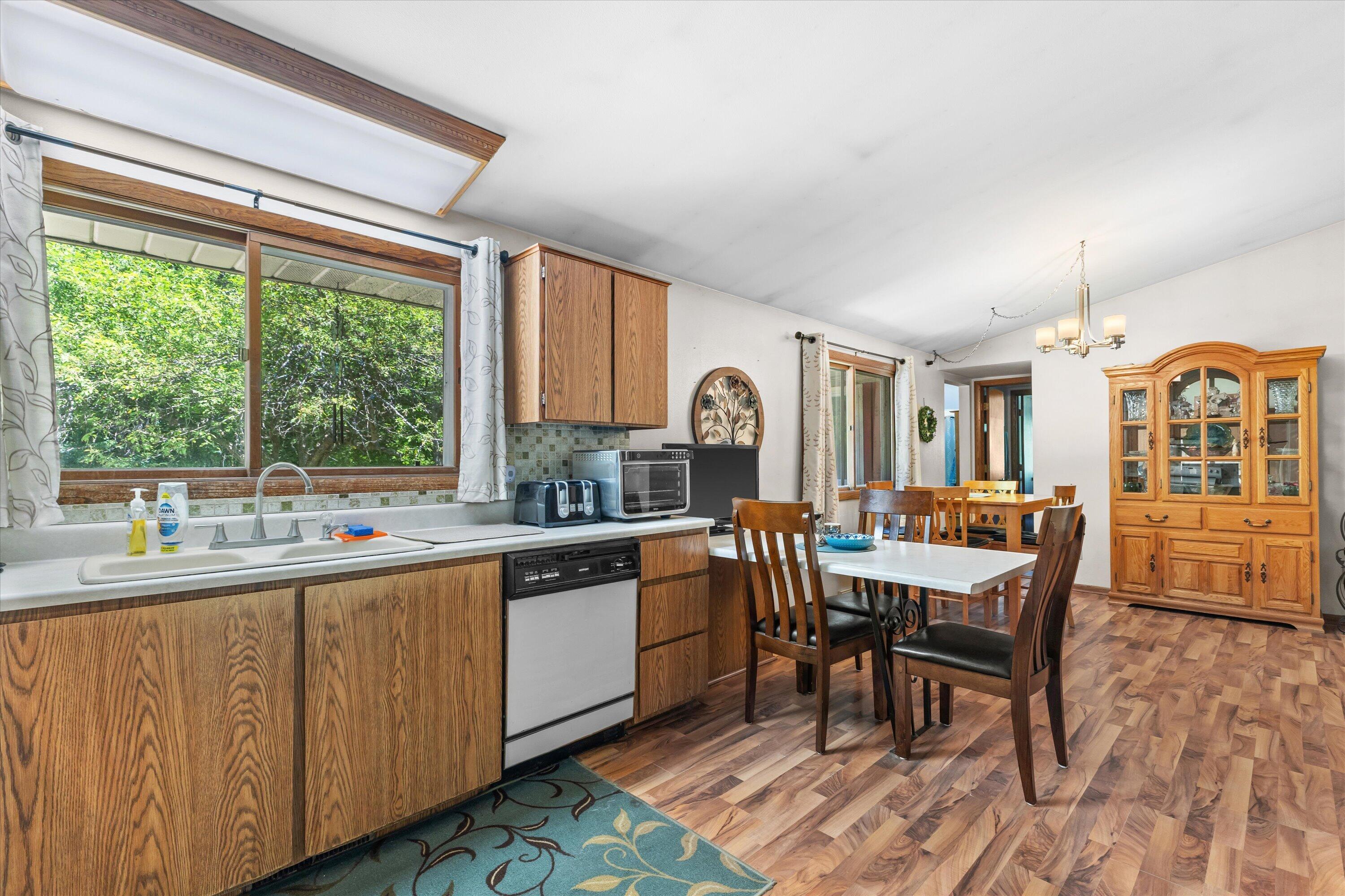 W347S7680 Sprague Road Eagle, WI 53119 - Photo 18 of 45 Small Peninsula For Informal Dining