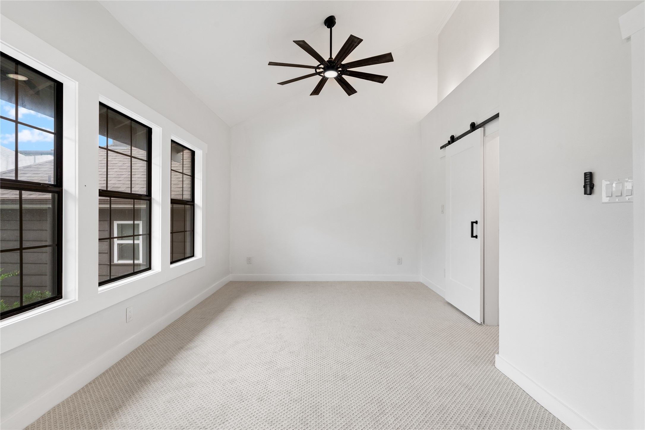 1210 Hawthorne Street Houston, TX 77006 - Photo 19 of 37