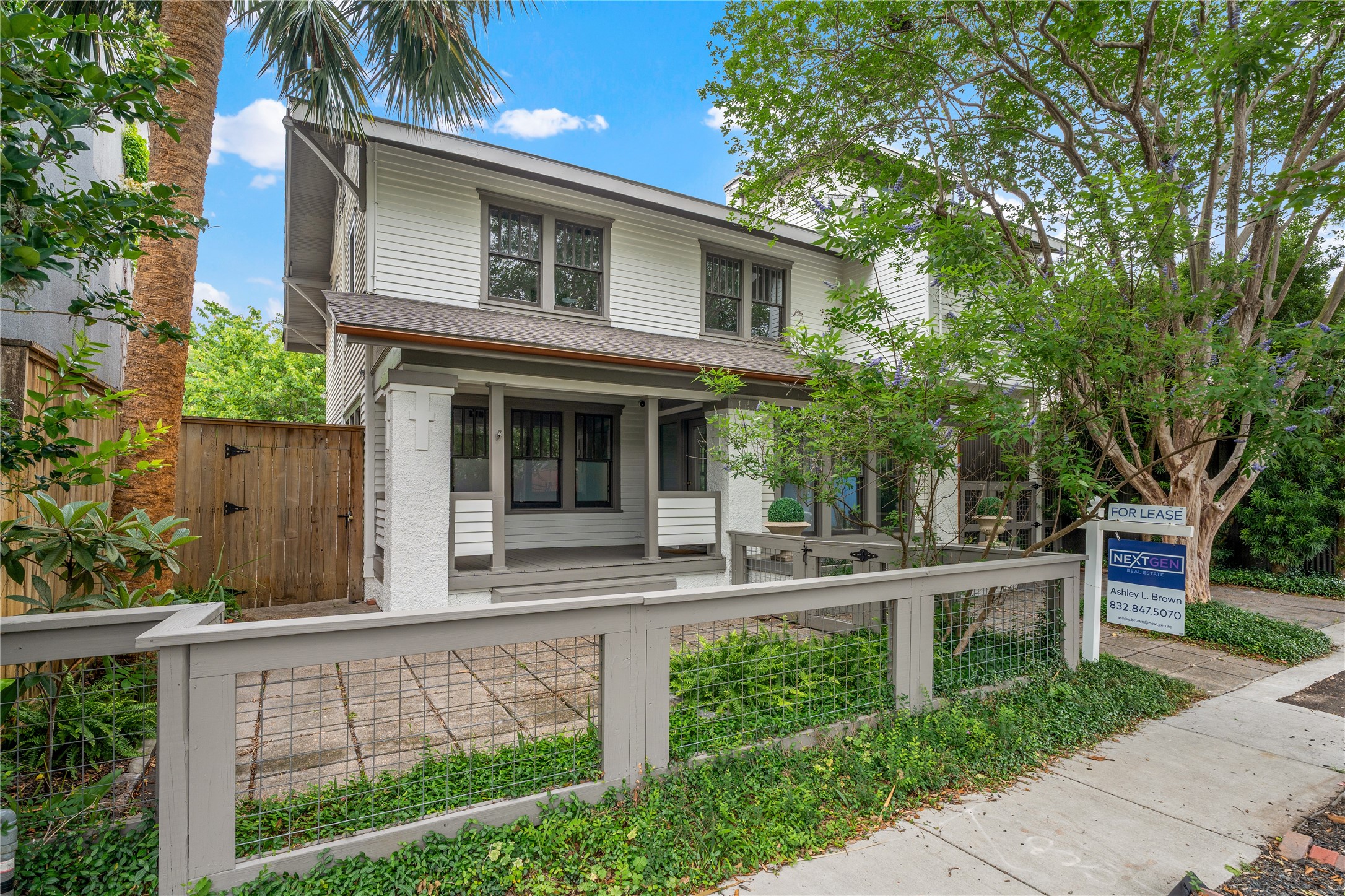 1210 Hawthorne Street Houston, TX 77006 - Photo 2 of 37