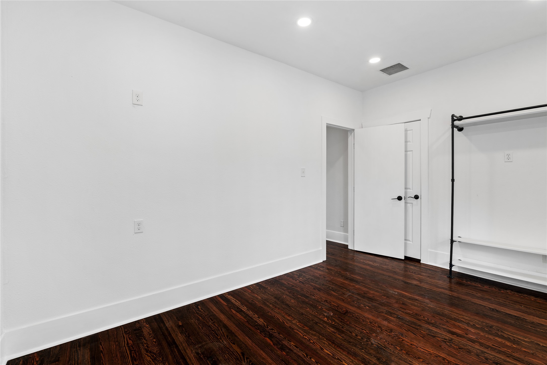 1210 Hawthorne Street Houston, TX 77006 - Photo 32 of 37