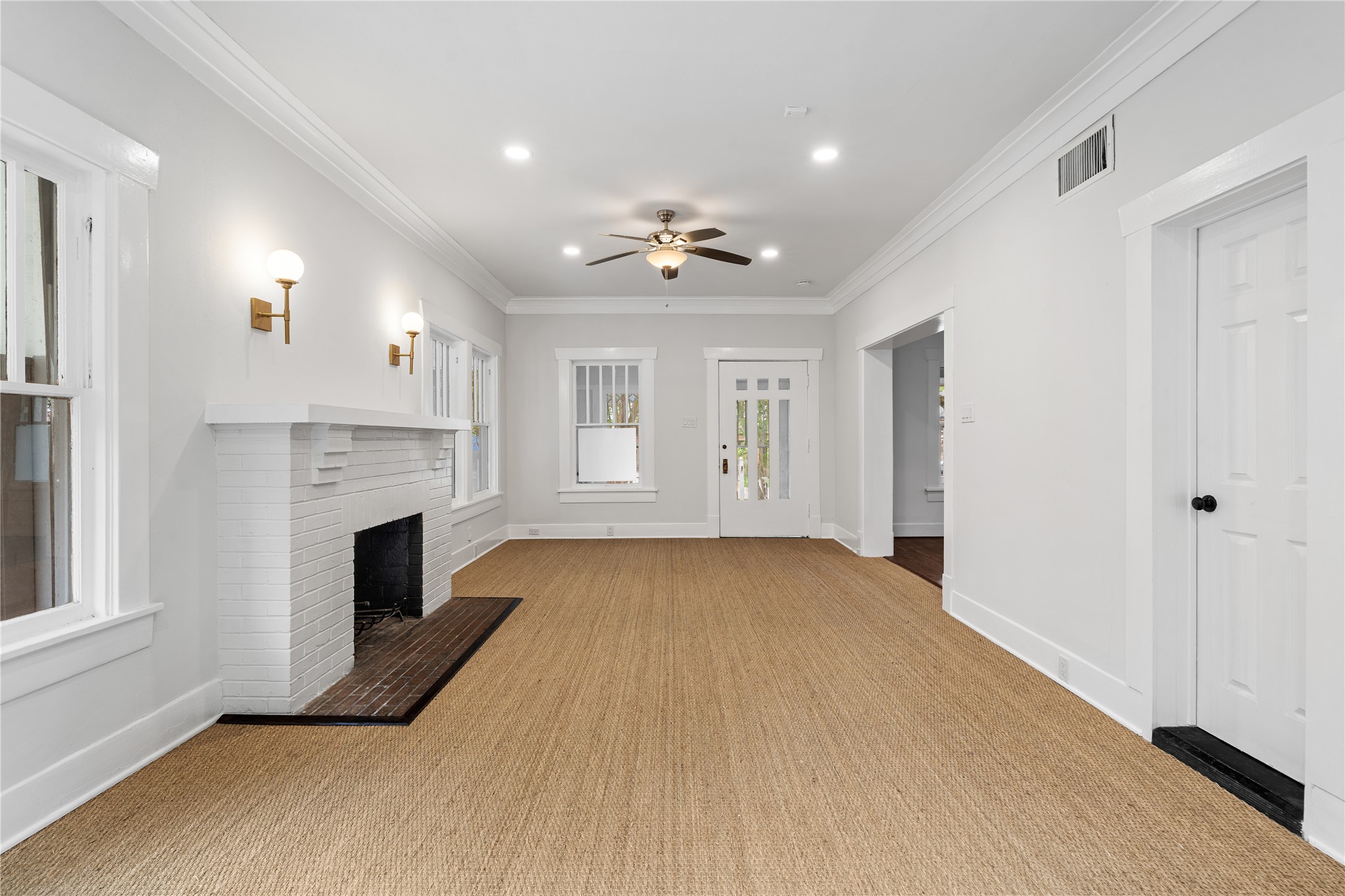 1210 Hawthorne Street Houston, TX 77006 - Photo 5 of 37