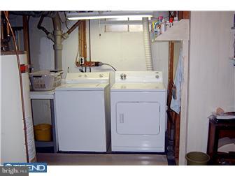 390 Nimitz Road Dover, DE 19901 - Photo 11 of 12 Laundry Room