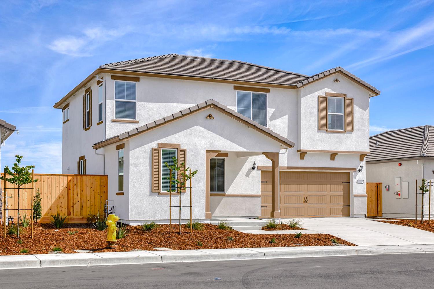 800 Helmsley Lane Patterson, CA 95363 - Photo 2 of 15
