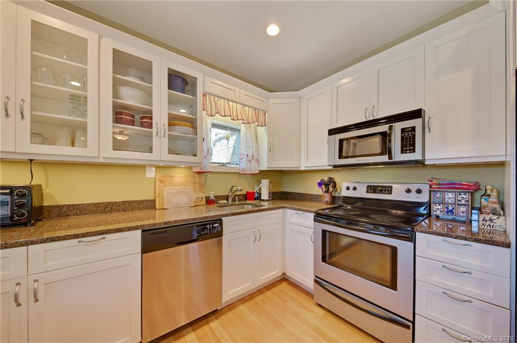 162 Moffitt Road Lake Lure, NC 28746 - Photo 11 of 25 Gallery Image 11