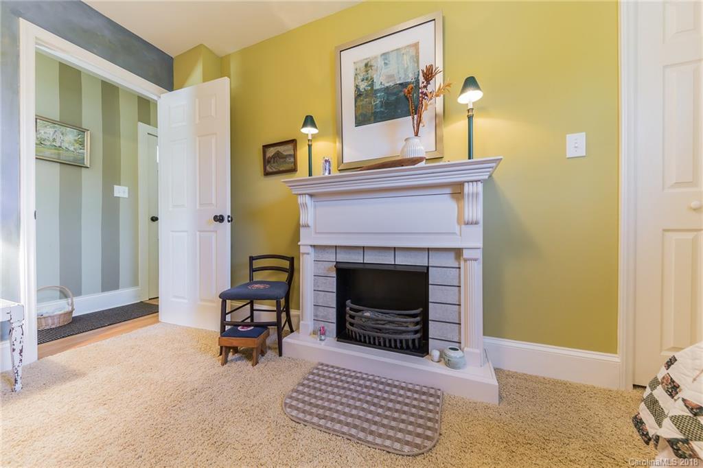 162 Moffitt Road Lake Lure, NC 28746 - Photo 15 of 25 Gallery Image 15
