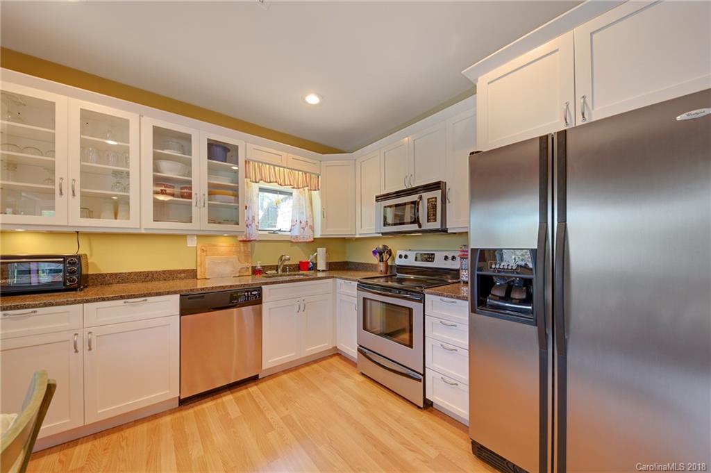 162 Moffitt Road Lake Lure, NC 28746 - Photo 10 of 25 Gallery Image 10