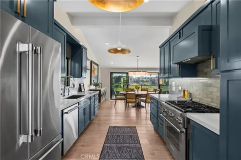 $2,495,000 | 659 Vista Bonita, Newport Beach, CA 92660