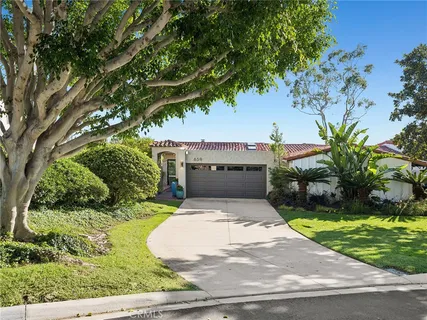 $2,495,000 | 659 Vista Bonita, Newport Beach, CA 92660