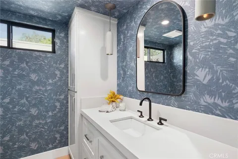 $2,495,000 | 659 Vista Bonita, Newport Beach, CA 92660