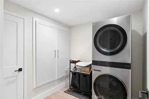 $2,495,000 | 659 Vista Bonita, Newport Beach, CA 92660