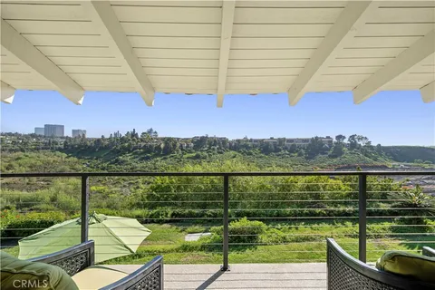$2,495,000 | 659 Vista Bonita, Newport Beach, CA 92660