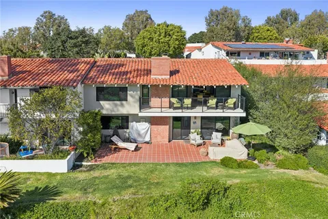 $2,495,000 | 659 Vista Bonita, Newport Beach, CA 92660