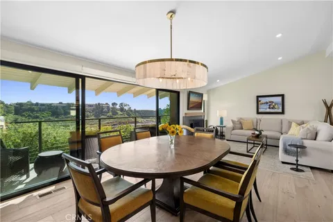 $2,495,000 | 659 Vista Bonita, Newport Beach, CA 92660