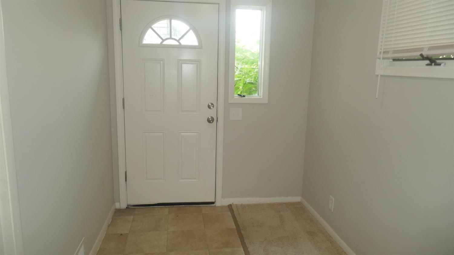 3716 Watterson Road Fairfax, OH 45227 - Photo 5 of 23