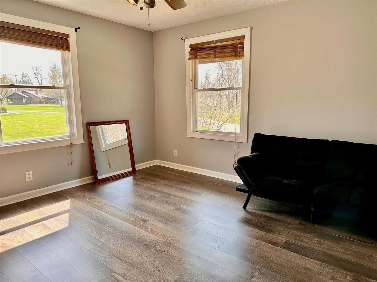 3433 Douglas Road Florissant, MO 63034 - Photo 30 of 45 Gallery Image 30