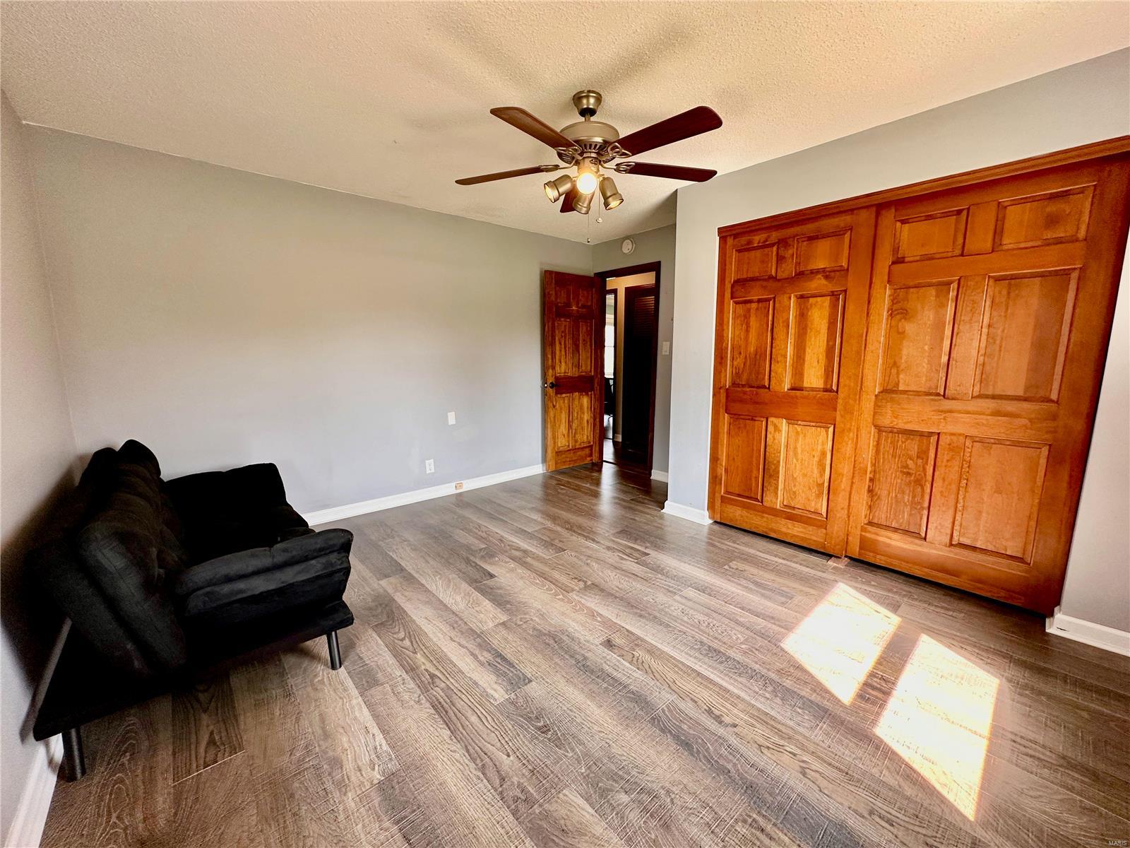 3433 Douglas Road Florissant, MO 63034 - Photo 31 of 45 Gallery Image 31