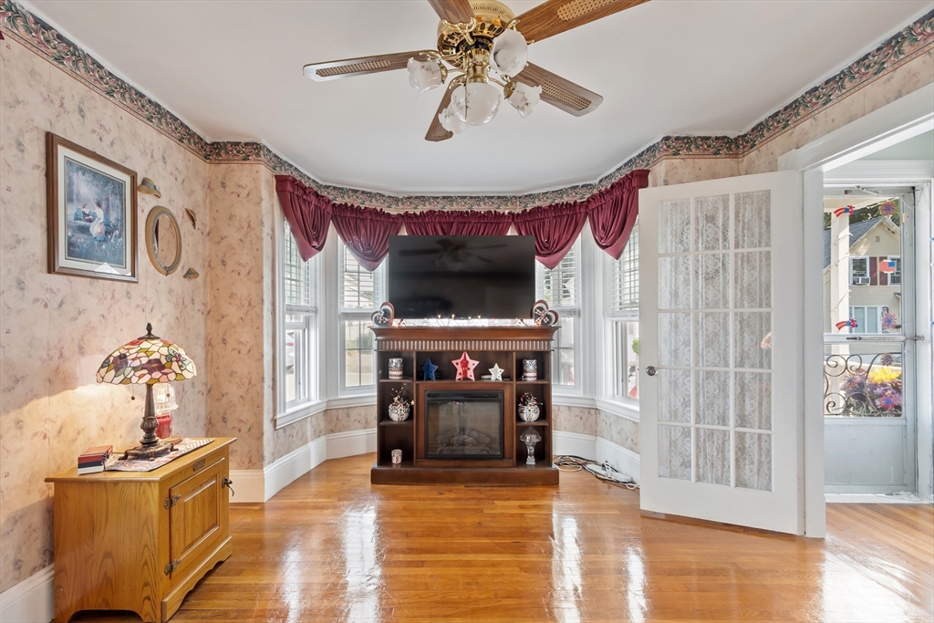 53 Corbett Street Lowell, MA 01852 - Photo 7 of 33