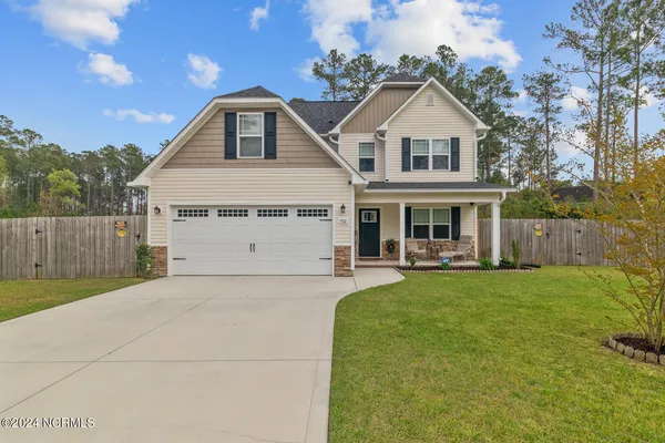$2,100 | 502 Maggies Court, Jacksonville, NC 28540