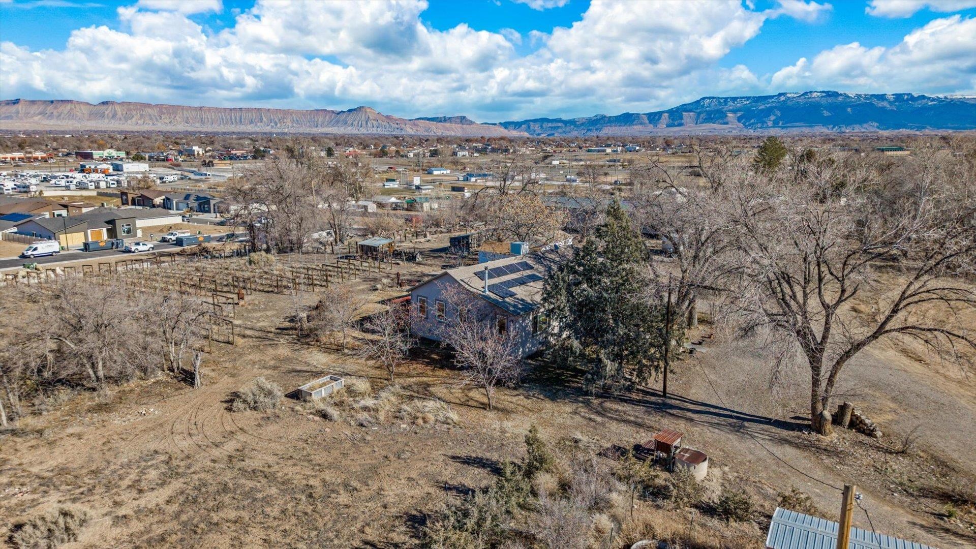 2736 B Road Grand Junction, CO 81503 - Photo 7 of 23 Gallery Image 7