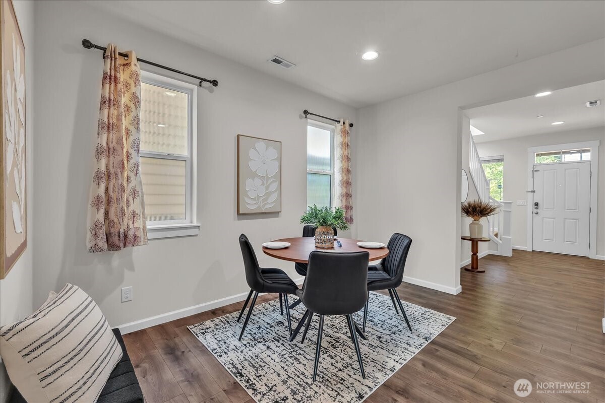 1326 192nd Place Southeast Bothell, WA 98012 - Photo 4 of 40