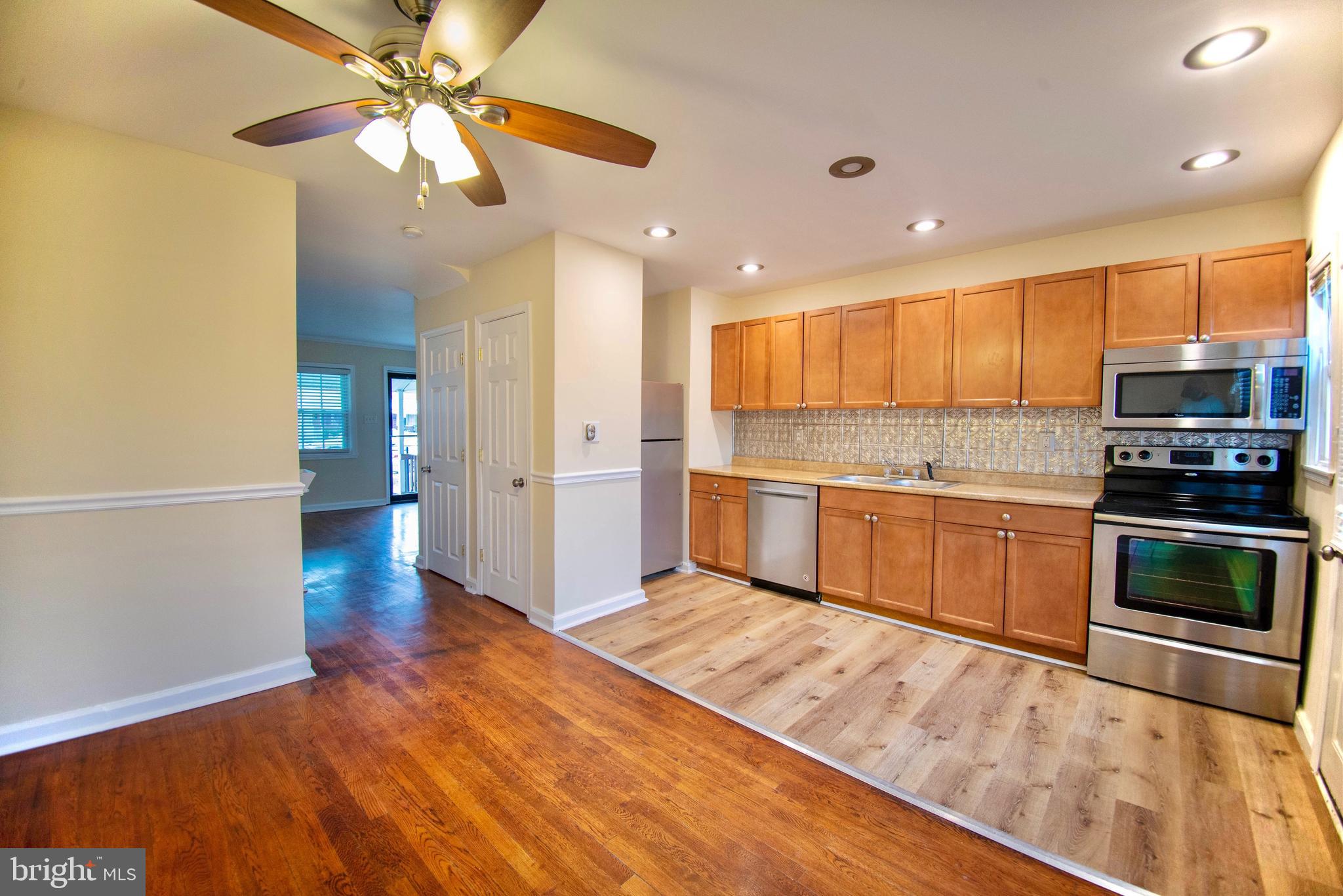 7471 Rabon Avenue Baltimore, MD 21222 - Photo 5 of 35