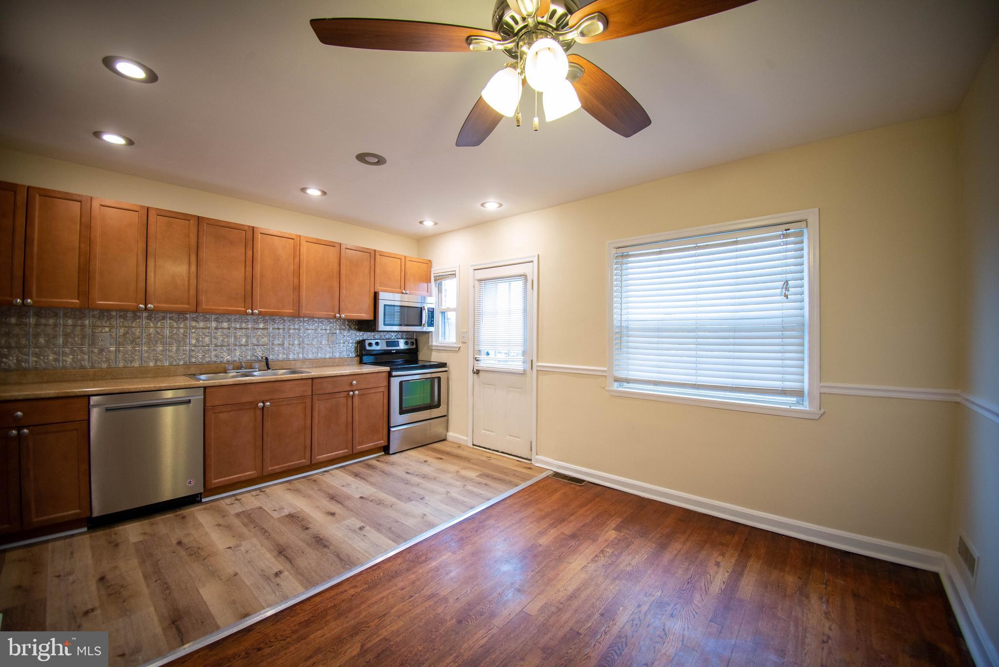 7471 Rabon Avenue Baltimore, MD 21222 - Photo 6 of 35