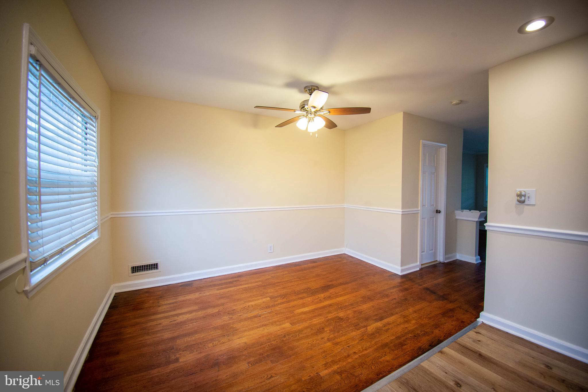 7471 Rabon Avenue Baltimore, MD 21222 - Photo 8 of 35