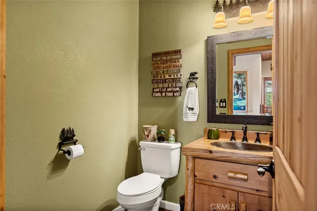 $995,000 | 806 Brentwood Drive, Lake Arrowhead, CA 92352