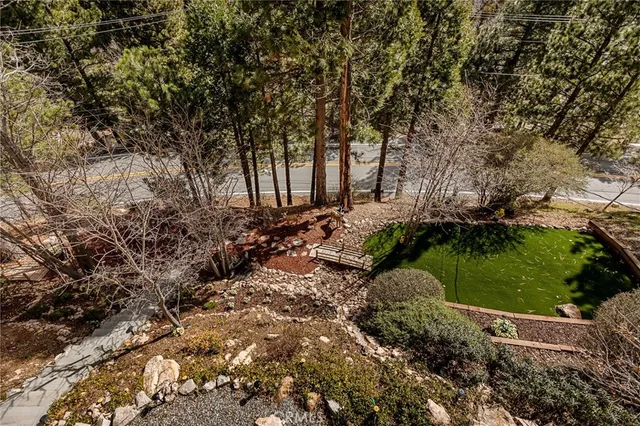 $995,000 | 806 Brentwood Drive, Lake Arrowhead, CA 92352