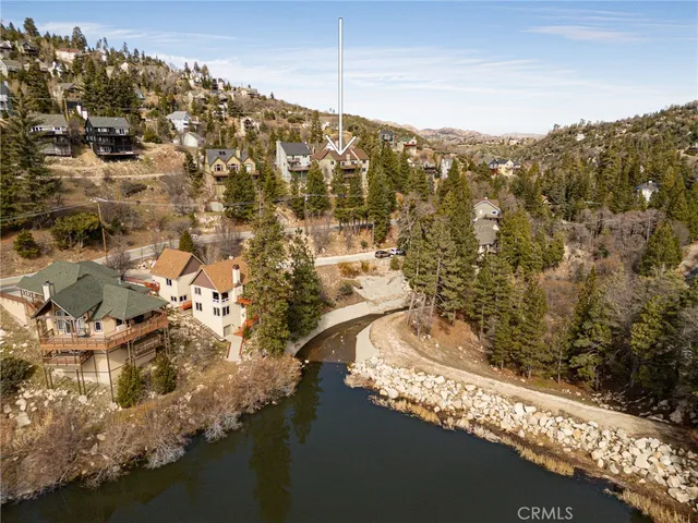 $995,000 | 806 Brentwood Drive, Lake Arrowhead, CA 92352