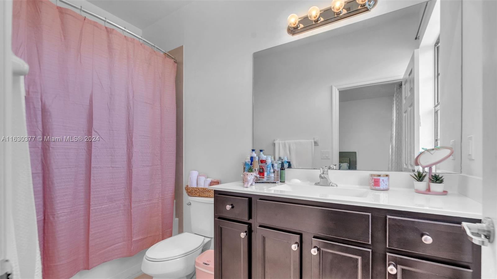 11529 Southwest 250th Street Homestead, FL 33032 - Photo 26 of 48 Gallery Image 26
