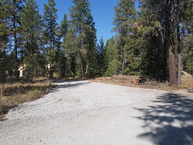 $984,000 | 7824 East Autry Lane, Athol, ID 83801