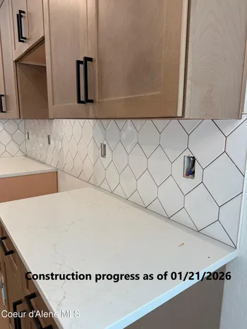 $984,000 | 7824 East Autry Lane, Athol, ID 83801