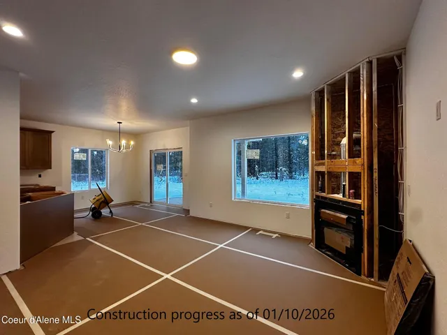 $984,000 | 7824 East Autry Lane, Athol, ID 83801