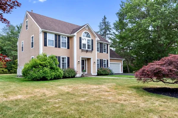 $1,395,000 | 1 Mallard Cove Way, Barrington, RI 02806