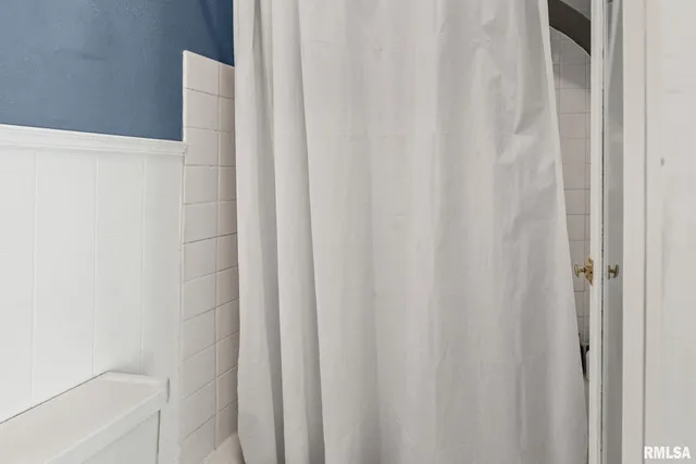 $230,000 | 404 West Broadway, Centralia, IL 62801