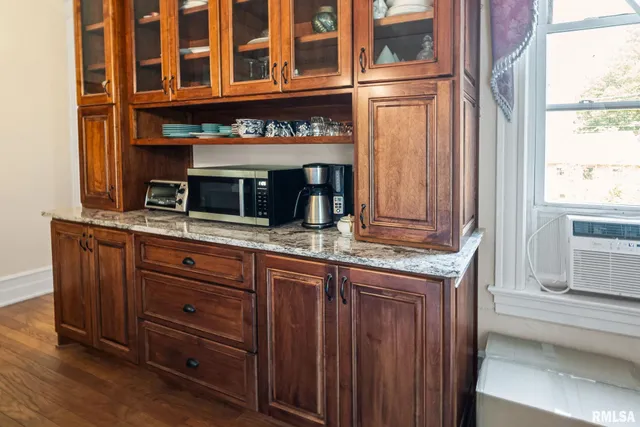 $230,000 | 404 West Broadway, Centralia, IL 62801